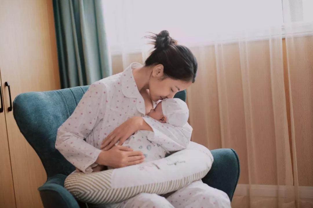 一纸亲子鉴定报告，成都女子获清白摆脱谣言困扰